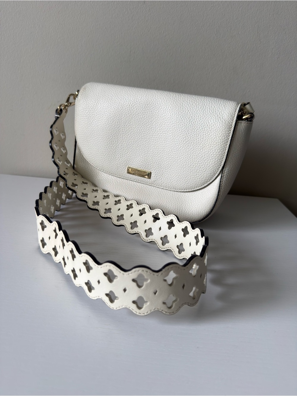 Kate Spade New York crossbody bag